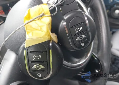 2017 Mini Hardtop Cooper z USA, uszkodzony, nr VIN WMWXU1C54H2E17900